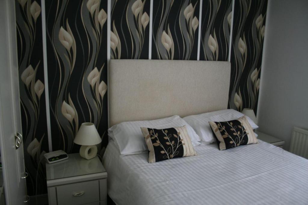 La Suisse Serviced Apartments Manchester Room photo
