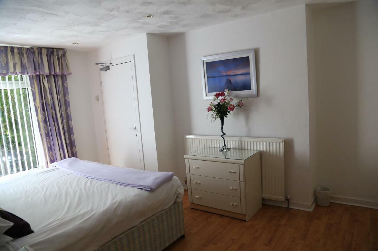 La Suisse Serviced Apartments Manchester Exterior photo